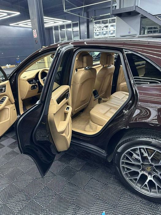 Porsche Macan S 3.0 TDI V6 258 CP