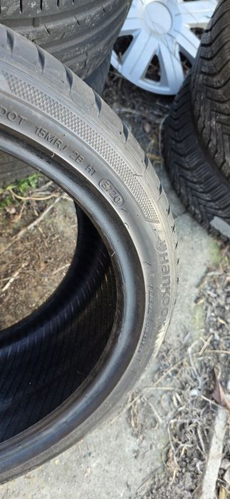 Гуми 2бр 265/35/18 - 1бр  - 145лв