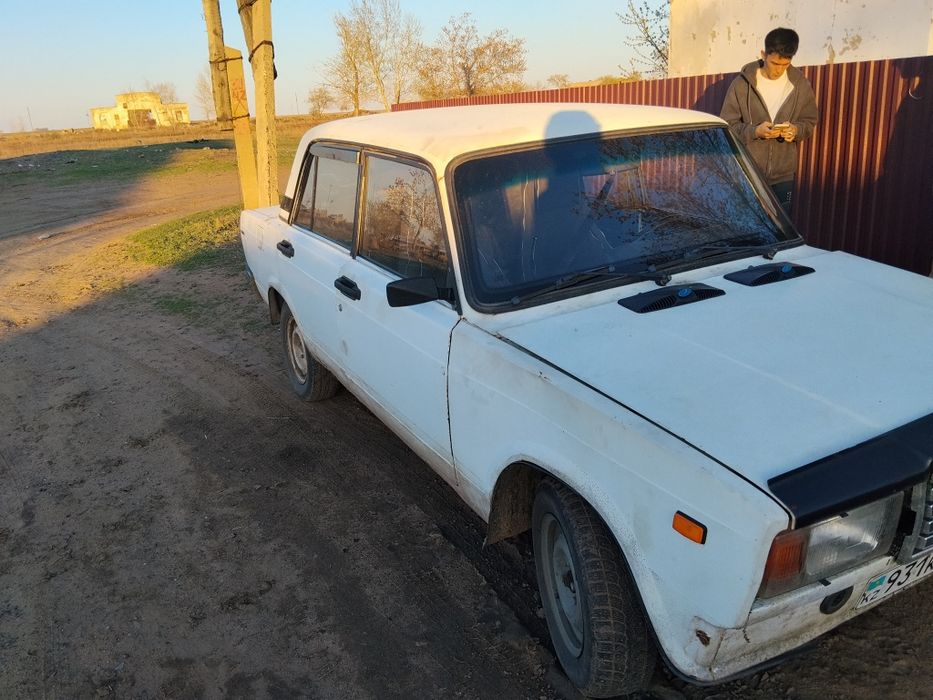 Продам ваз 2107 на разбор