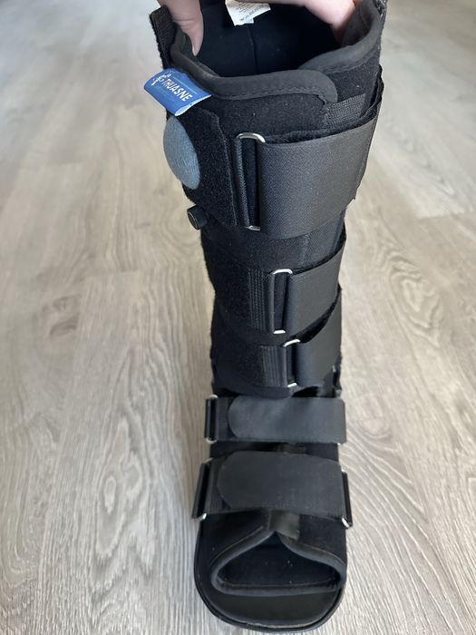 Orteza glezna cu perna de aer