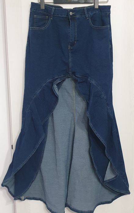 Fusta blugi model deosebit masura 46