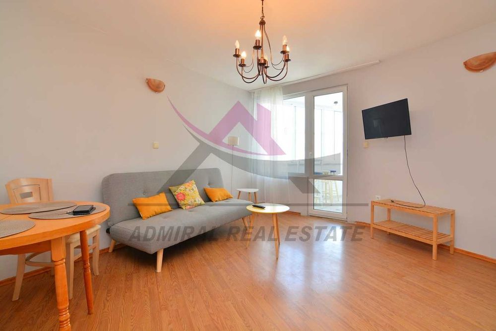 Дава се под наем Двустаен апартамент в Варна, Лятно кино Тракия - 55 кв.м за 438.6 € - Снимка #2