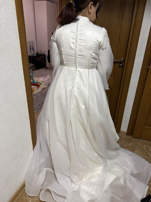 Свадебное платье (закрытое)