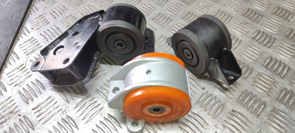 Ремонт подушк двигателя