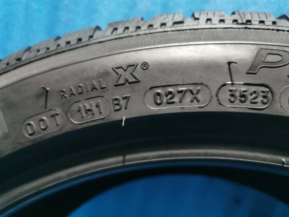 245/45/18 michelin m+s 4 buc