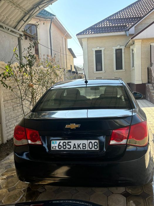 Продам chevrolet cruze 2010 г. в.