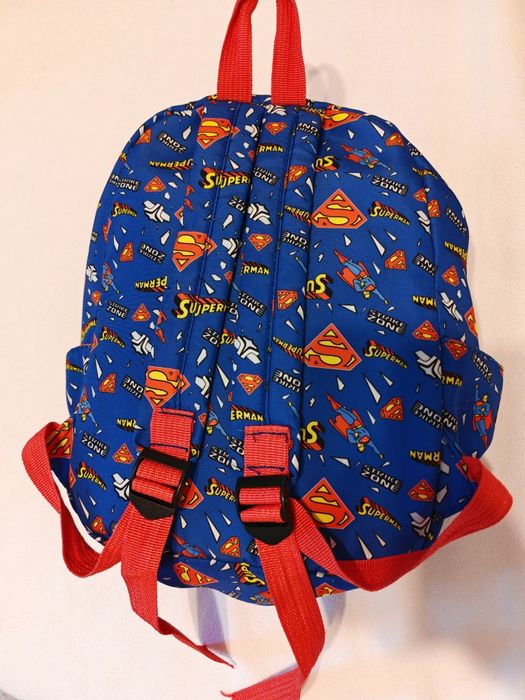 OFERTA!!! Ghiozdan SUPERMAN / PATRULA - in stare f bună