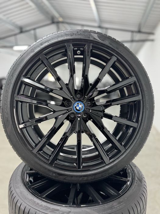Jante Bmw X5 X6 R22 G05 G06 Originale M742 Pirelli 35/2024 Vara 99%