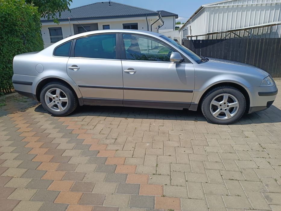 VOLKSWAGEN Passat 2004 — imagine 3