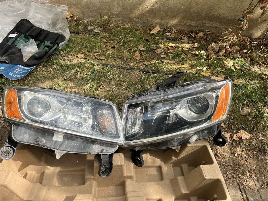 Фарове за гранд чероки wk2 2015