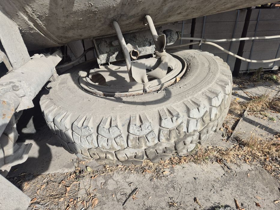 Цементовоз зил 130