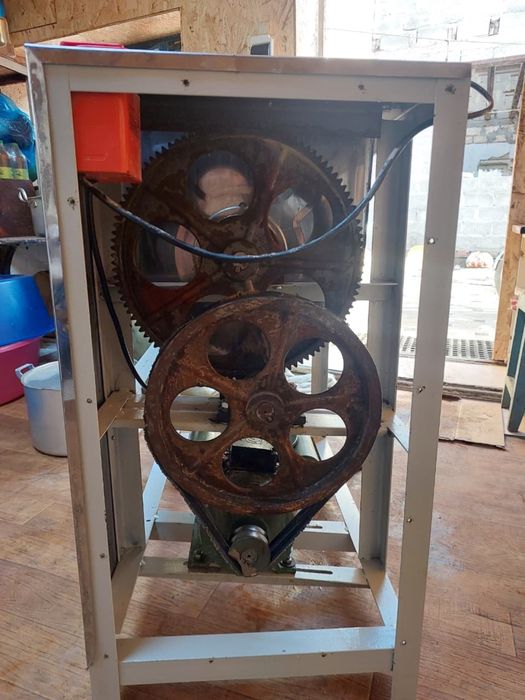 Тестомес б/у продается