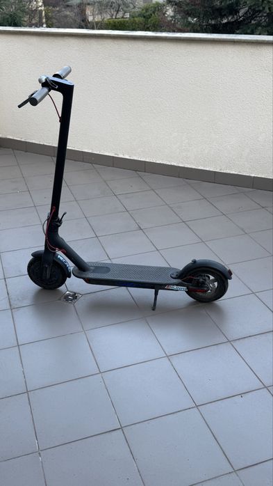 Електрическа тротинетка Mi M365 (паднала батерия)