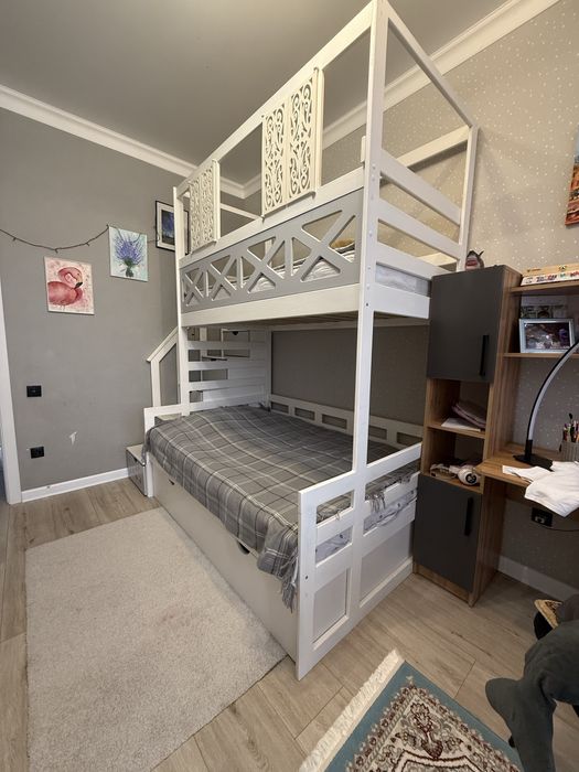 Двухярустная кровать