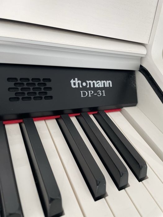 Pianina Thomann DP-31