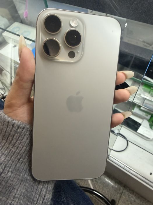 Продам 16 про макс 256 94%