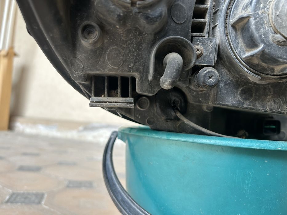 Santa fe 2 фара левый