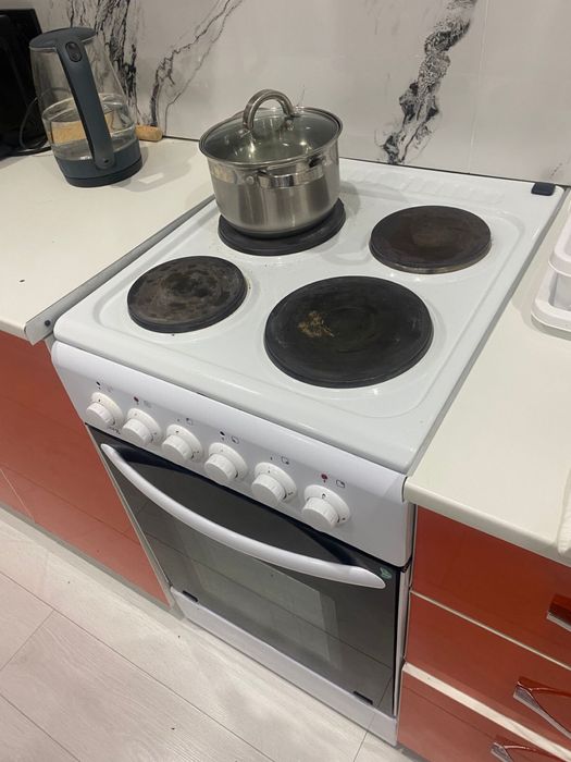 Плита Elenberg в нормальном состоянии