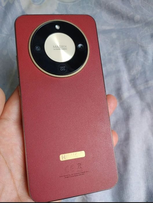 Honor X9D 12/256gb Idial holatda garantiyasi bor