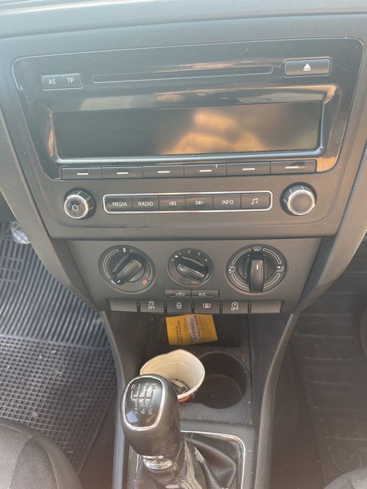 Skoda rapid 1.2 tsi на части Шкода рапид 1.2 тси
