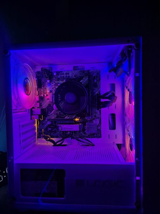 Sistem PC gaming, fac schimb și cu ps5