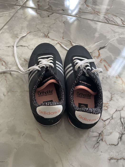 Маратонки Adidas