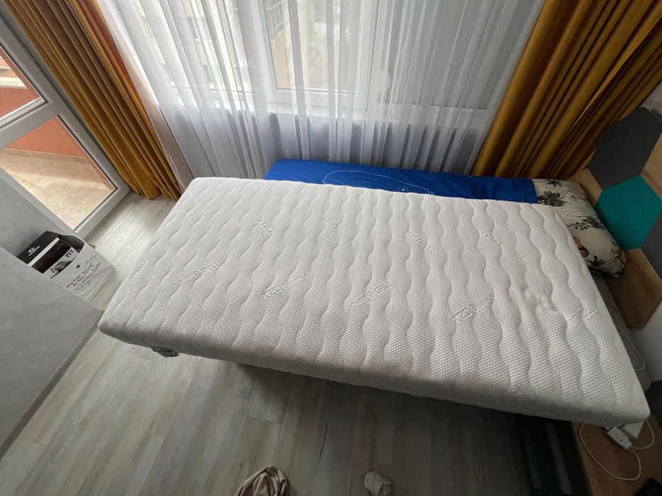 Подматрачна рамка с матрак 90/190