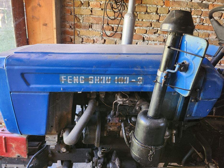 Трактор Фенг шоу 180-3