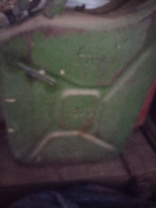 Продам конистры конистры