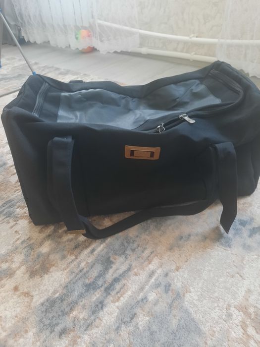 Продам дорожную сумку