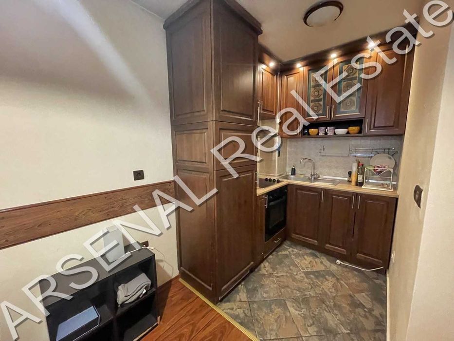 Двустаен апартамент под наем, Център