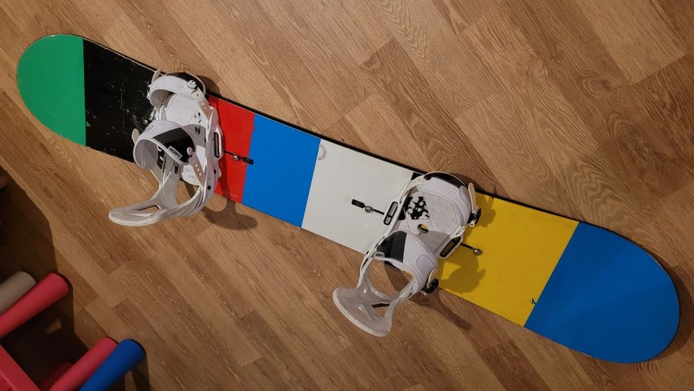 Placa snowboard burton Custom Channel 162 + legături Burton Custom EST