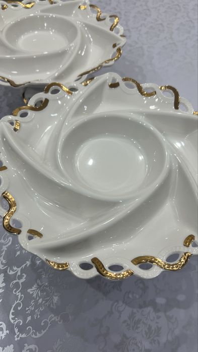 Менажница на ножках