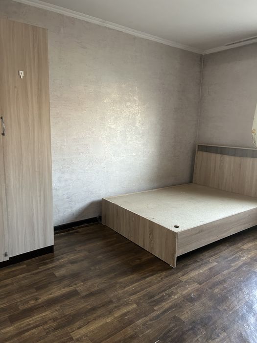 Сдается квартира комната+ кухня!