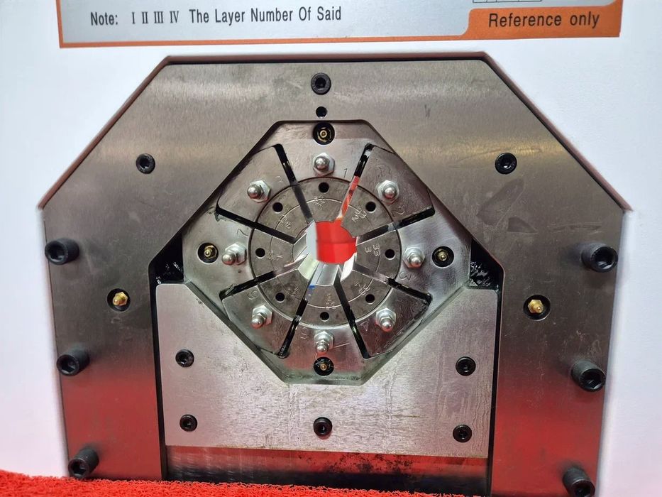 Обжимной станок с ЧПУ для РВД