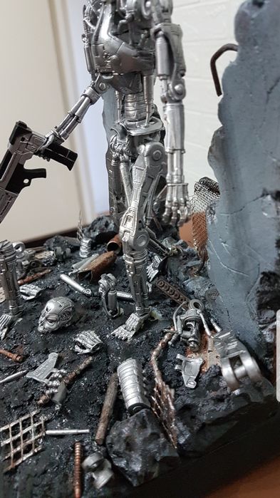 Diorama Terminator T-800