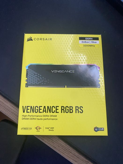 Ram ddr4 Corsair vengeance rgb 3200mhz 2•8gb