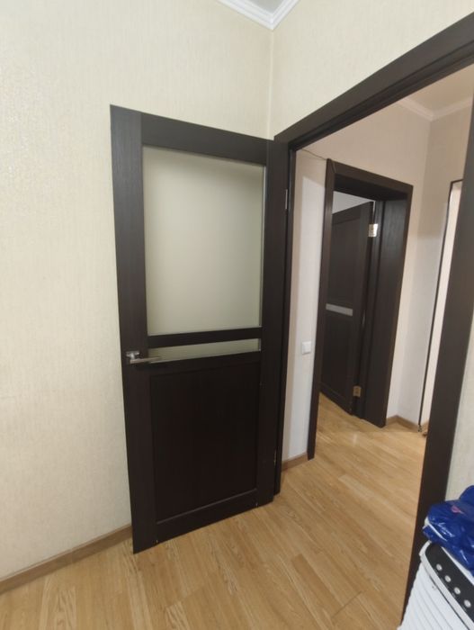 Продам межкомнатные двери