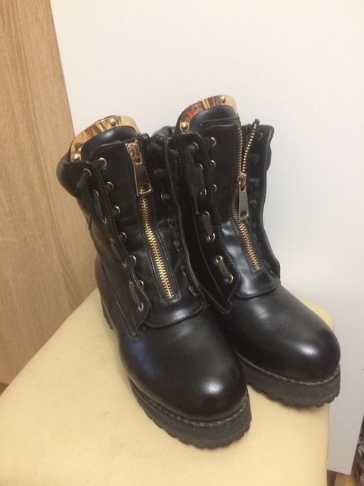 Ботинки с натуральным мехом