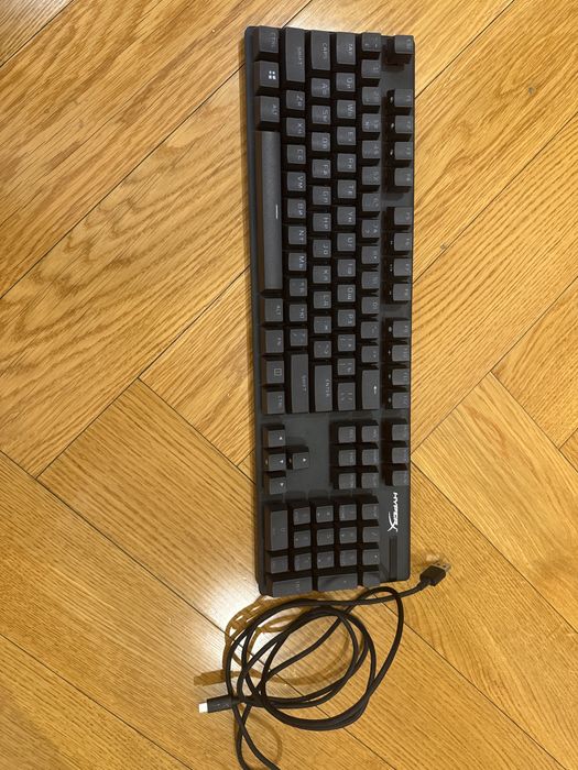 Продам HyperX клавиатуру