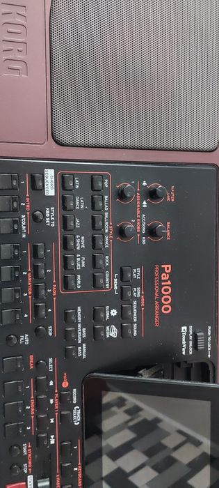 Se vinde : Korg pa1000