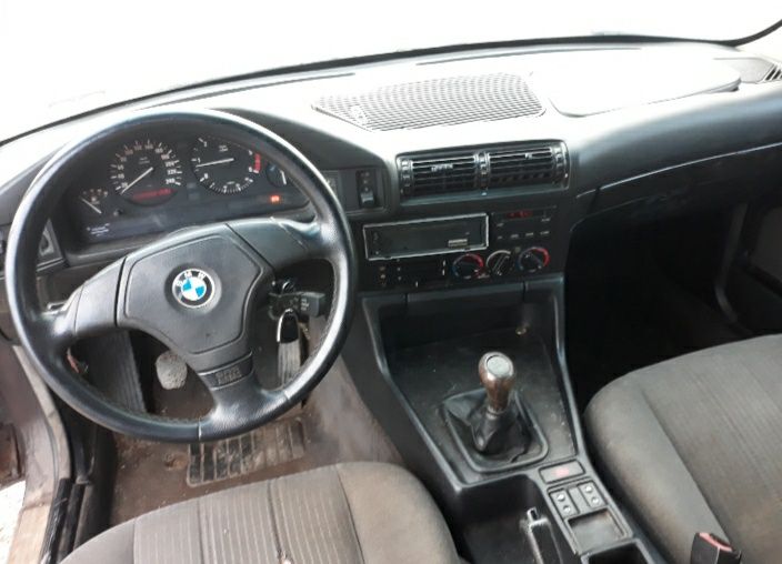 BMW 525TDS e34 touring на части