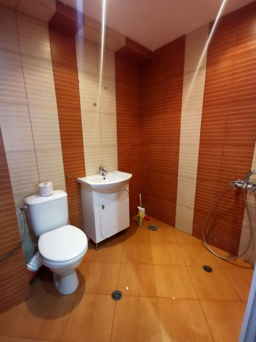 Дава се под наем Тристаен апартамент в Плевен, 9-ти квартал - 65 кв.м за 357 € - Снимка #5