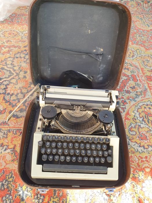 Срочно продаю Печатная машинка