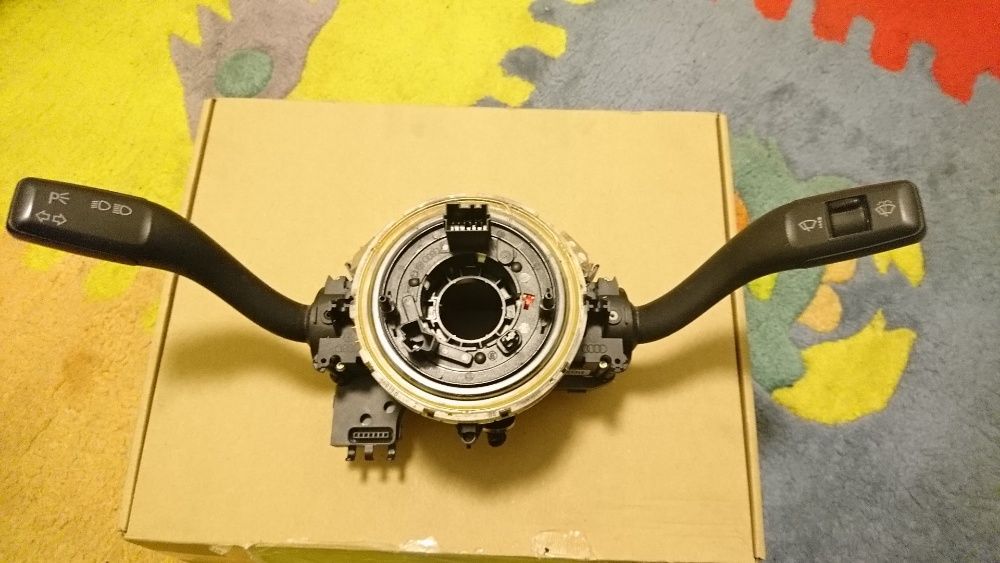 Сензор завъртане на волана 8E0 953 549F за AUDI A4 (8E2,B6) 2000-2004