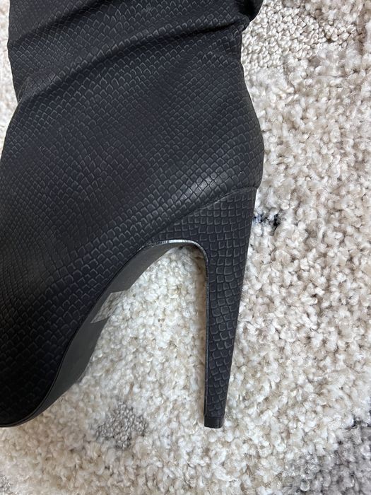 Сапоги на каблуке