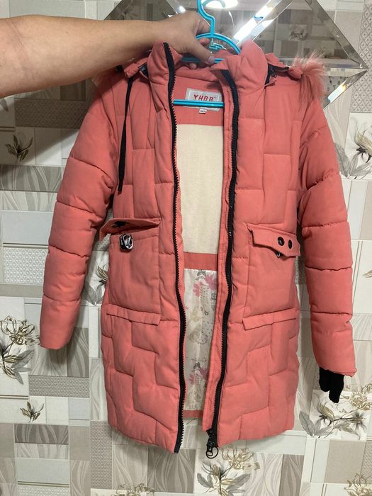 Продам дёшево  верхняя одежда