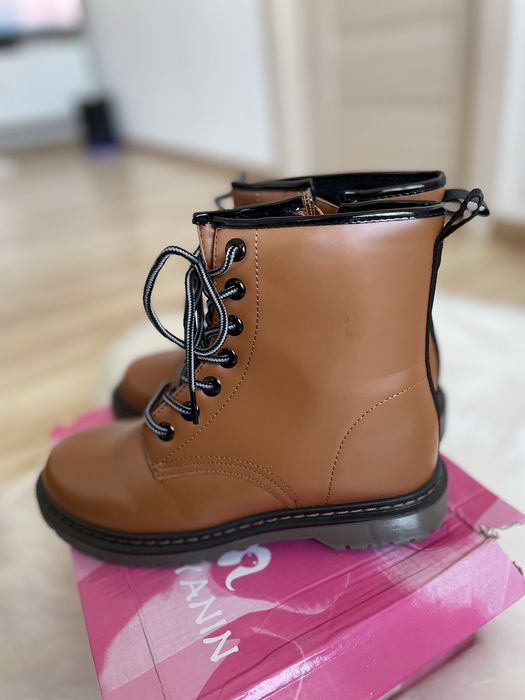 Ghete din imitație de piele Zapatos