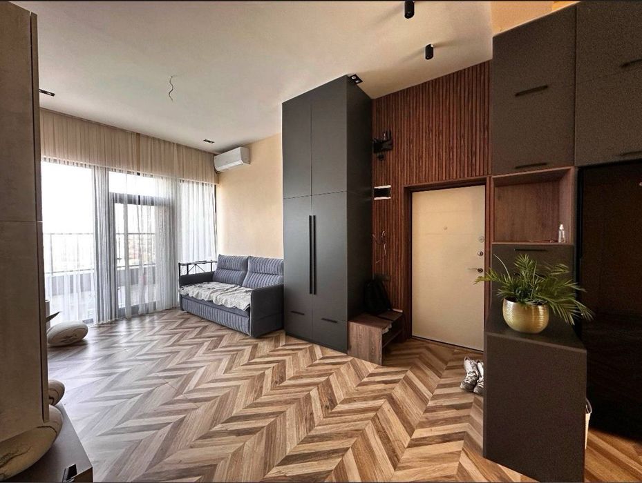 Продам квартиру 3/9/9 на паркентском 105 м²