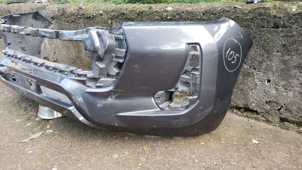 предна броня Тойота Хайлукс 2020-2023г. Bronq Toyota Hailux, 2020/23g.